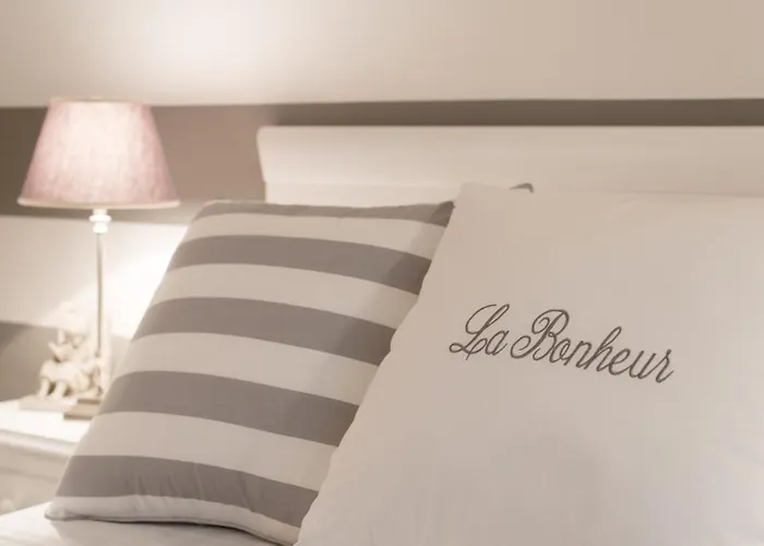 La Bonheur, Terre Marine